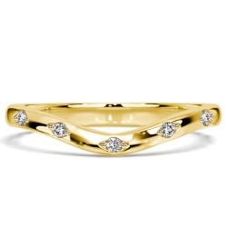 Italo Flush Setting Five Stone Round Cut Chevron Wedding Band For Women