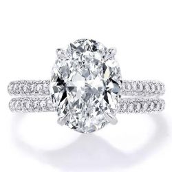 engagement rings and wedding band set