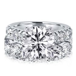 Italo Round And Cushion Cut Engagement Rings Sets