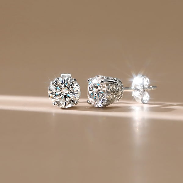 Italo Round Cut Vintage Stud Earrings In Sterling Silver