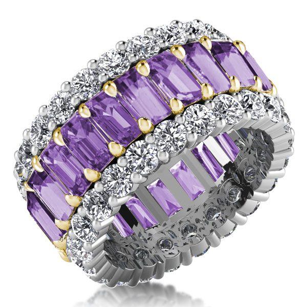 Amethyst Engagement Ring on Hand: The Majestic Allure of ItaloJewelry's Craftsmanship