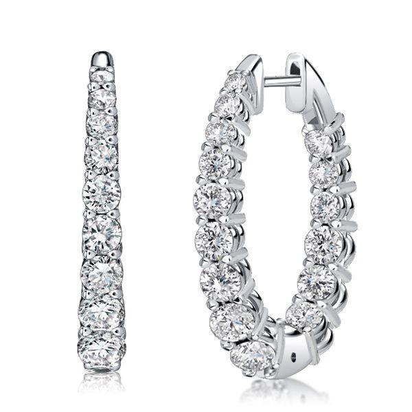 Sparkling Holiday Surprises: Christmas Jewelry for Her from Italo Jewelry