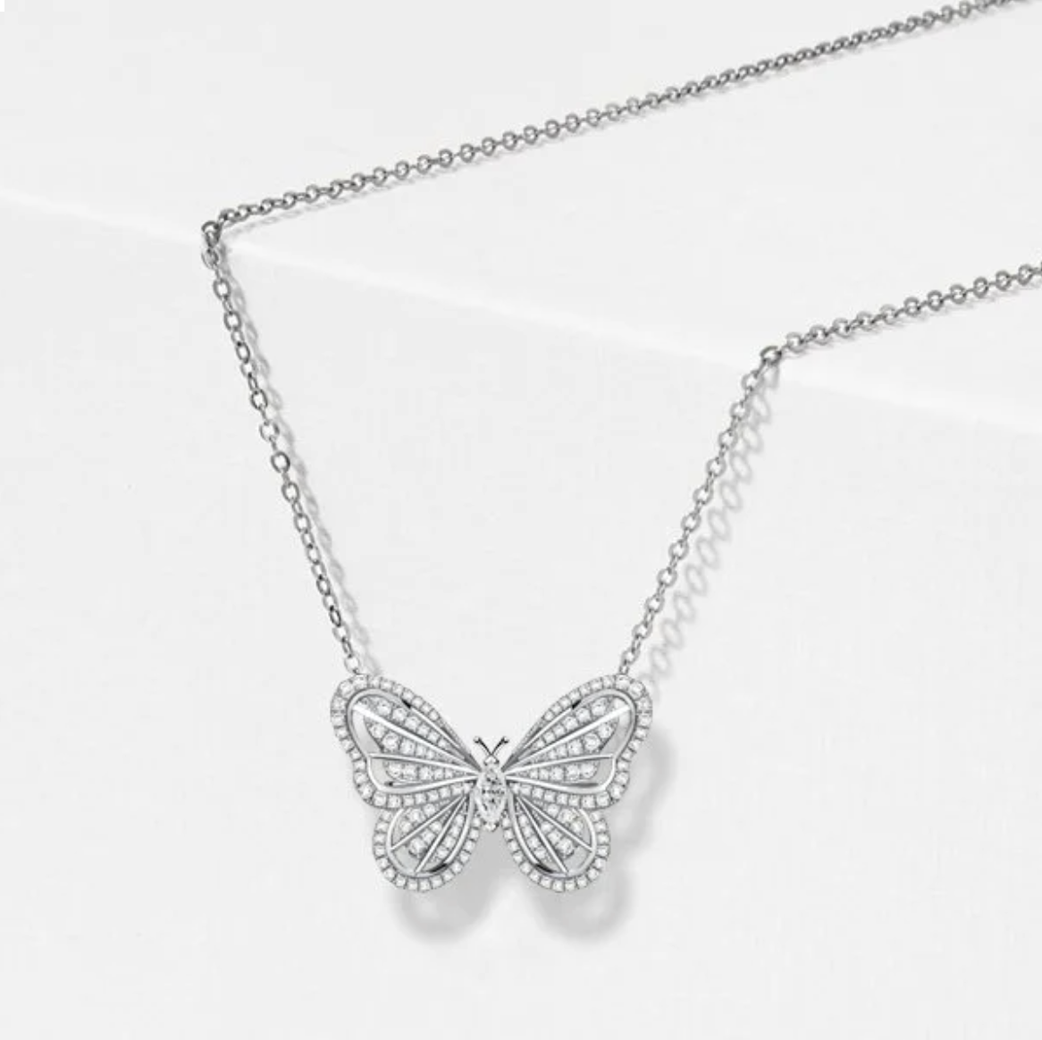 Which Silver Necklaces for Women Are Best for Everyday Wear?