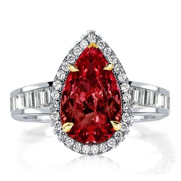 Why Choose Pear Halo Engagement Rings for Timeless Elegance?