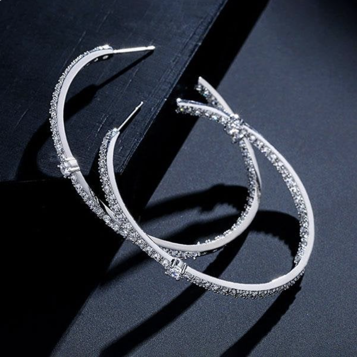 What Are the Best Types of Hoop Earrings for Women in 2026?