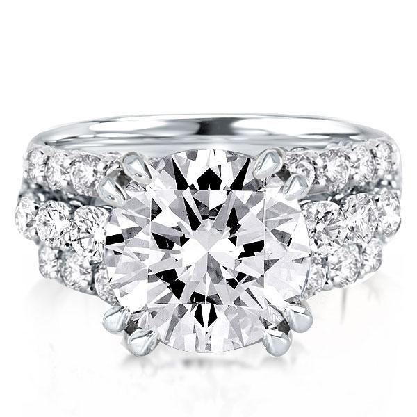 Double Prongs Engagement Ring: The Perfect Gift for Mother's Day