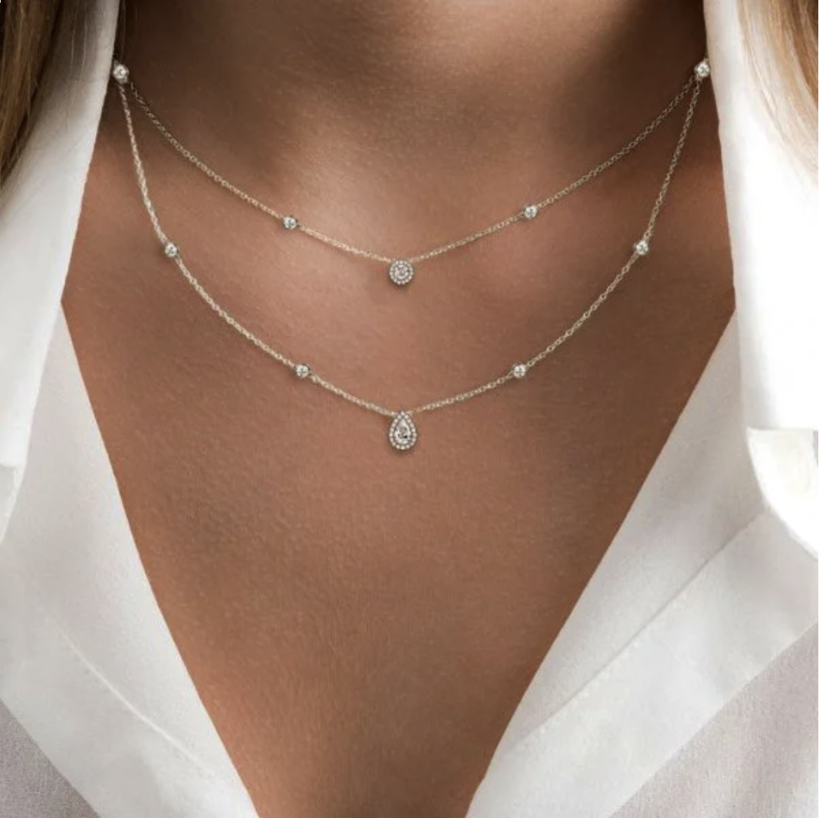 Layered Necklaces: The Art of Effortless Elegance and Personal Expression