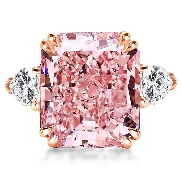 Why are Radiant Cut Engagement Rings the Perfect Choice for Your Special Moment?