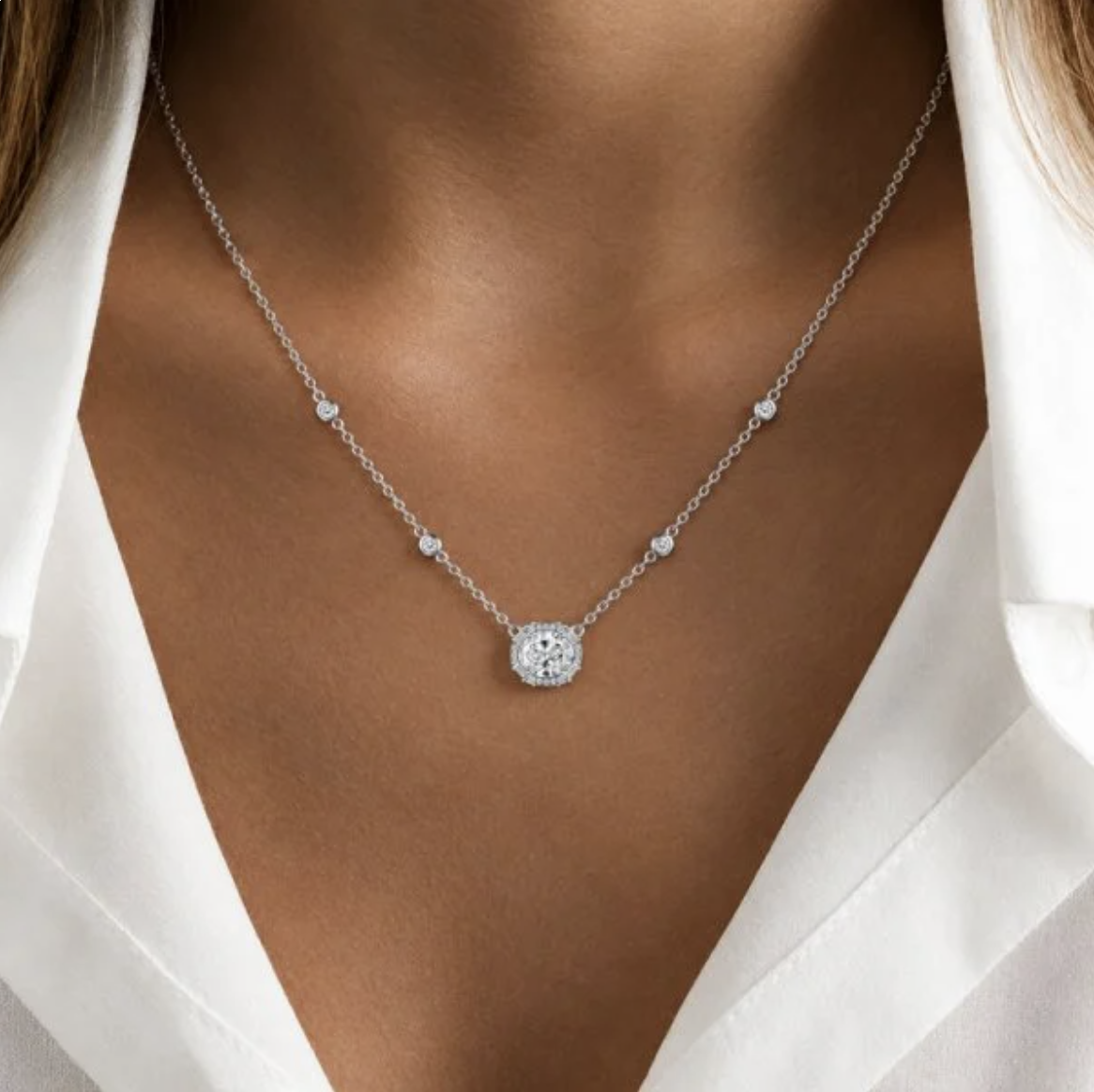 Jewelry Gift for Wife Anniversary: Beautiful Ideas She'll Treasure