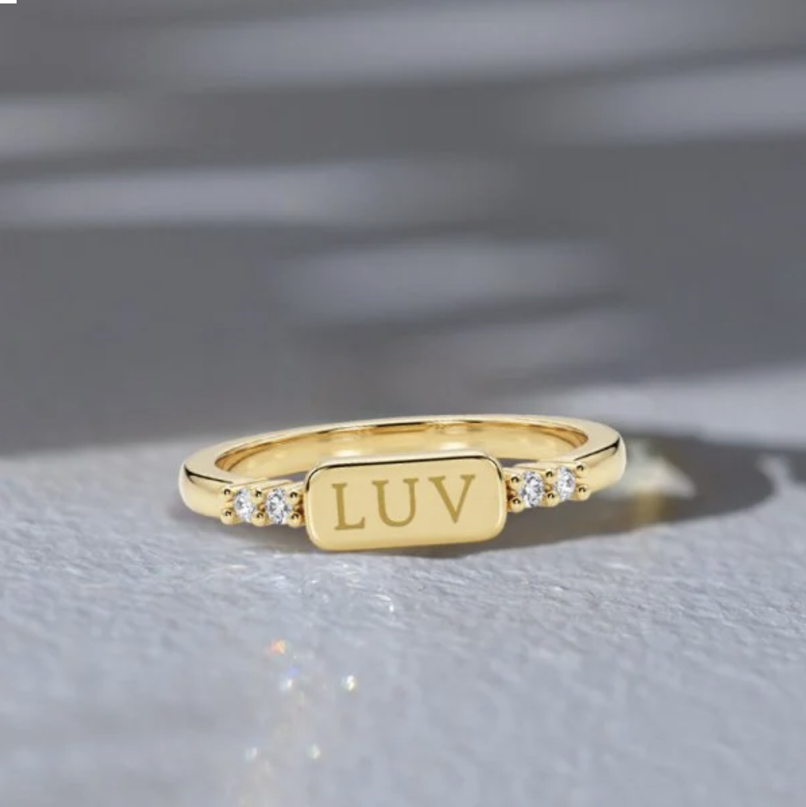 First Anniversary Jewelry Gift Ideas for Wife: Meaningful Pieces She'll Love
