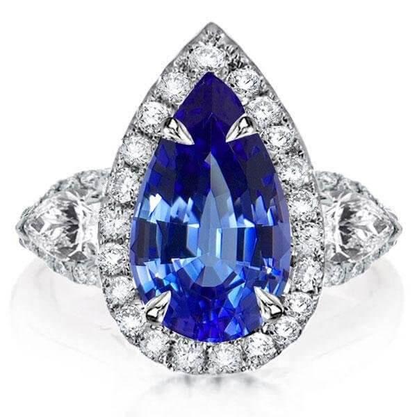 ARE BLUE SAPPHIRE ENGAGEMENT RINGS A NEW TREND?