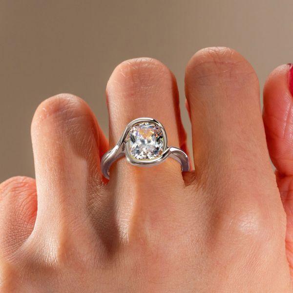 The Timeless Allure of Vintage Engagement Ring Styles