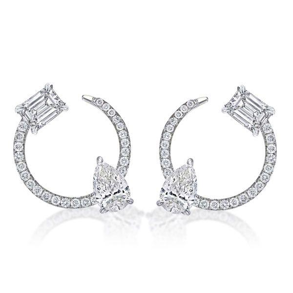 Large Stud Earrings: The Bold Statement Your Jewelry Collection Needs