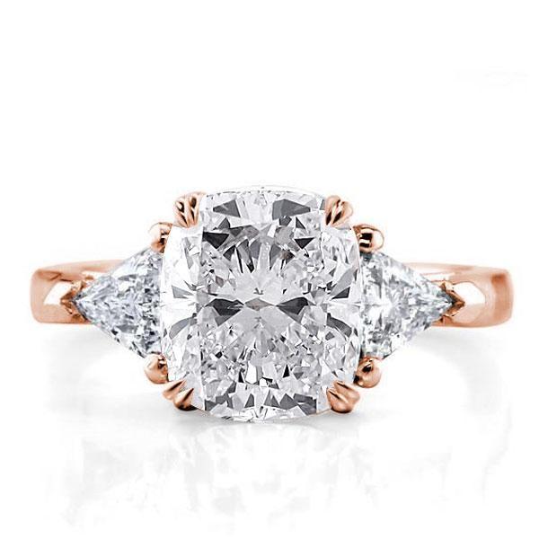 The Allure of Engagement Rings for Women in Rose Gold
