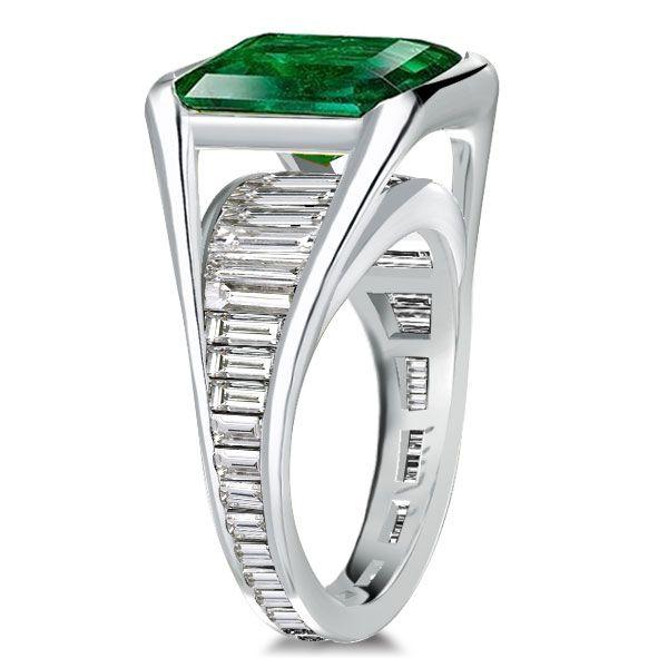 What Symbolism Do Vintage Emerald Rings Hold?