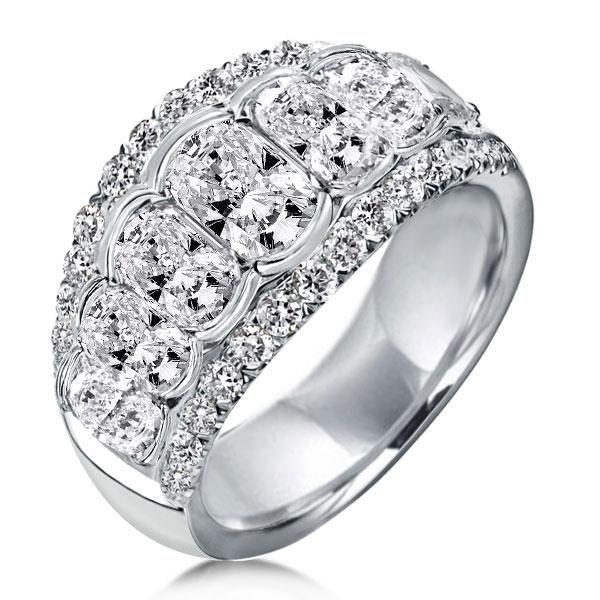 Timeless Elegance: Why the Halo Ring Wedding Band Is the Ultimate Symbol of Love