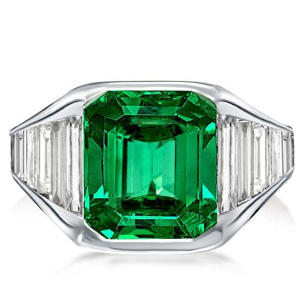 Why Choose Vintage Emerald Rings for Engagement?