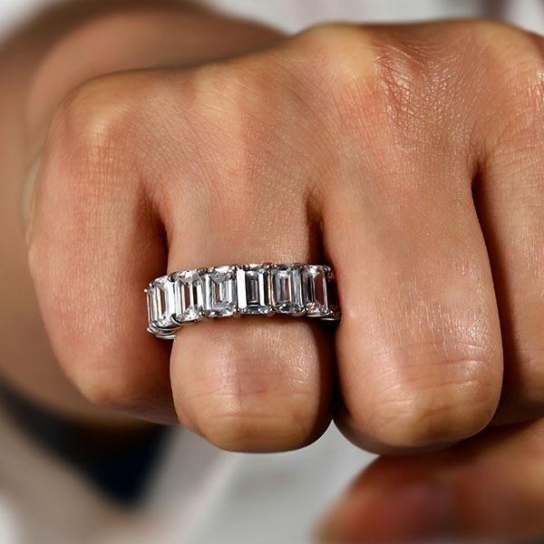 Why the Emerald Eternity Ring is the Perfect Symbol of Everlasting Love？