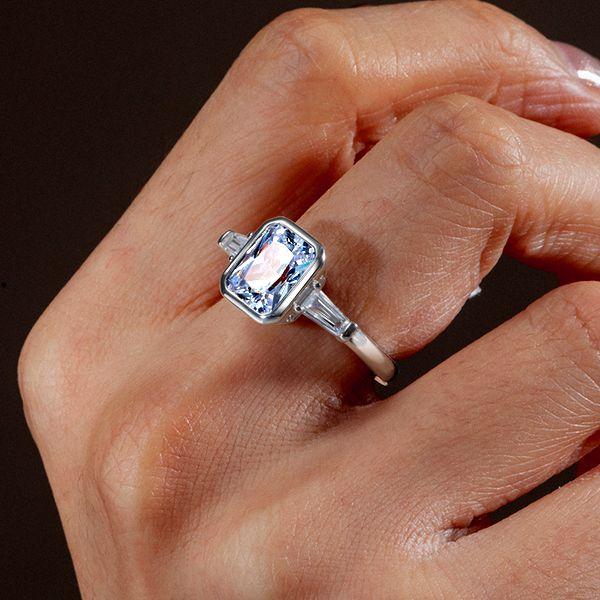 Where Can I Buy Engagement Rings: A Comprehensive Guide