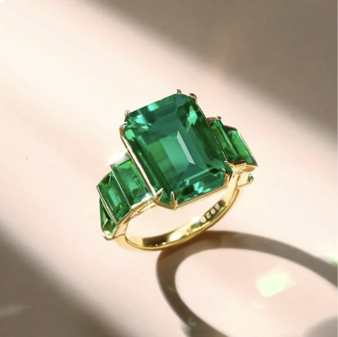 Emerald Cut Emerald Ring: Why Is This Timeless Ring Still One of the Most Popular Choices?