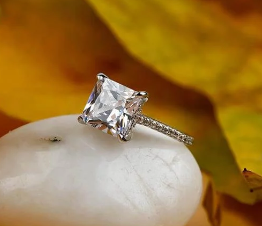 Princess Cut Engagement Rings everything you need to know