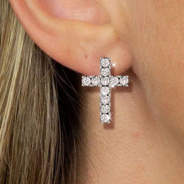 The Elegance of Cross Stud Earrings: A Staple for the Modern Individual