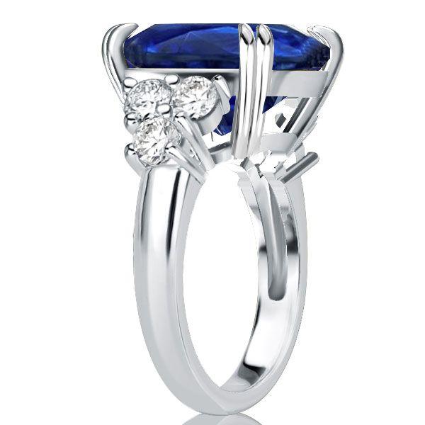 Explore the Allure of Sapphire Fashion Rings