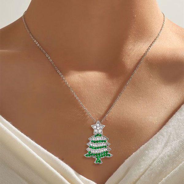Sparkling Traditions: The Magic of Christmas Tree Jewelry