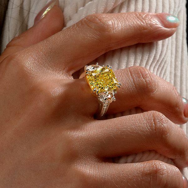 Celebrate Timeless Love with a Mother’s Day Vintage Ring: A Treasured Heirloom of the Heart