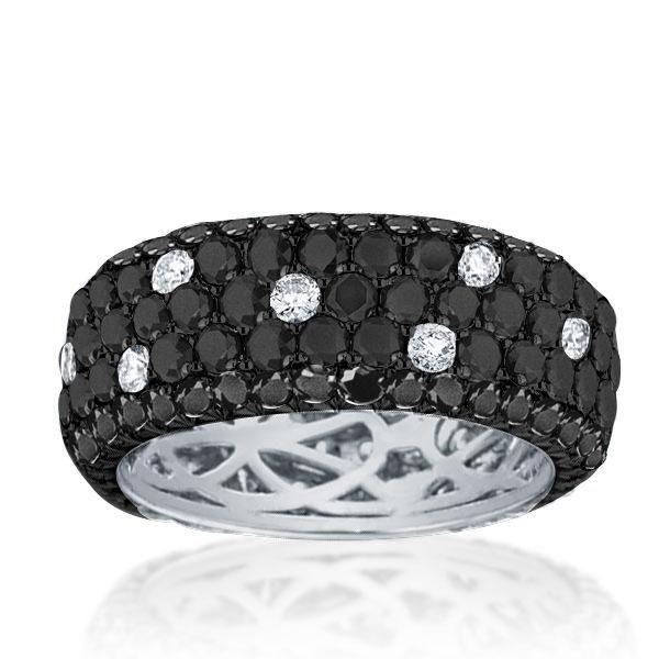 Why Choose a Black Sapphire Wedding Band for Your Special Day?