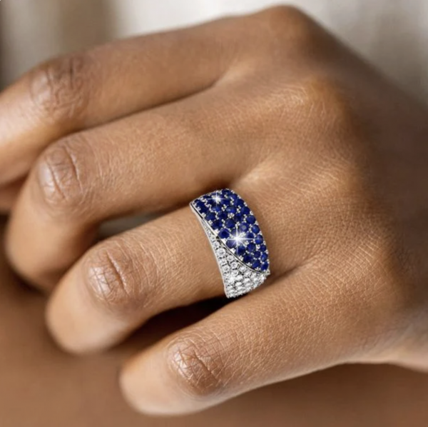 Platinum vs White Gold: Choosing the Perfect Metal for Modern Jewelry