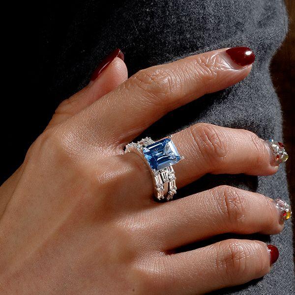 Exploring the Beauty of Blue Topaz Rings: A Gemstone with Deep Meaning