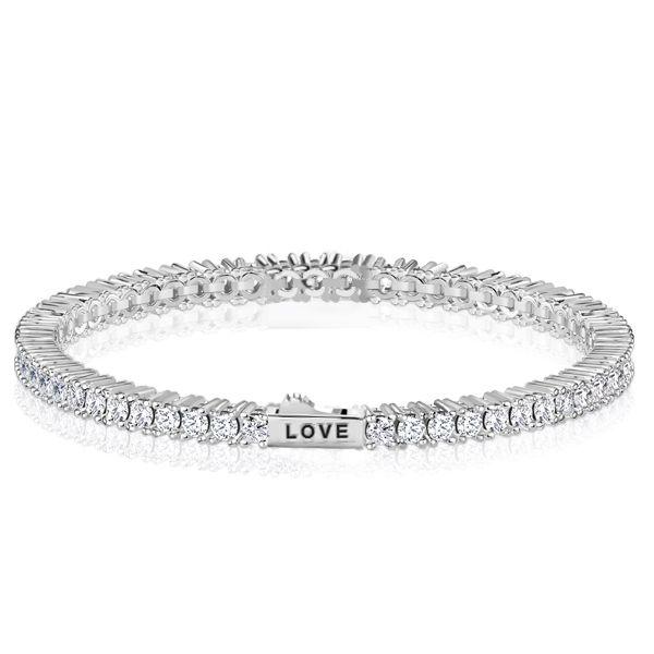 Diamond vs Moissanite: Which Sparkles Brighter for Your Jewelry?