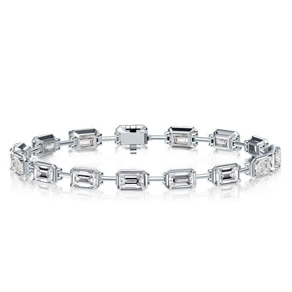 Why Is the Emerald Cut Bracelet the Perfect Choice for Timeless Elegance?