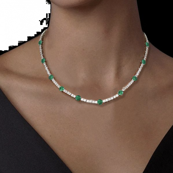 Why Is the Emerald Cut Tennis Necklace Trending in Modern Jewelry?