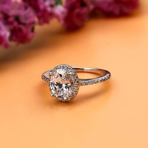 What Makes An Oval Diamond Ring So Special?