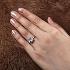 cushion cut engagement rings