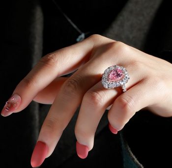 Why Should You Consider Pear Engagement Rings with Halo for Your Special Day?