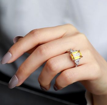 The Ultimate Guide to Fashion Rings for Women