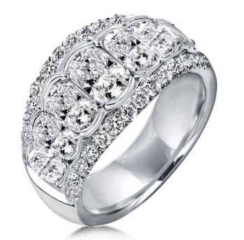 Timeless Elegance: Why the Halo Ring Wedding Band Is the Ultimate Symbol of Love