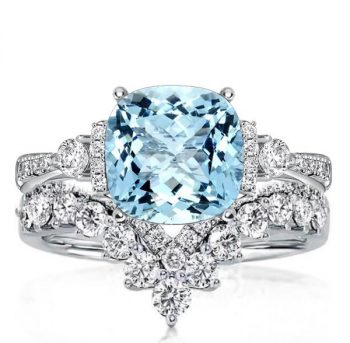 Aquamarine Rings for Women: Elegance in Every Sparkle and Meaning Behind the Hue