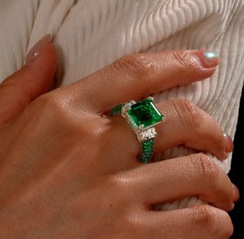 Timeless Elegance: Why Vintage Moissanite Rings Are the Ultimate Heirloom-Inspired Choice