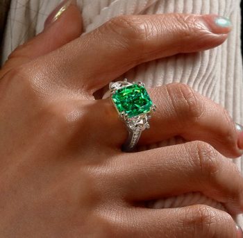 Modern Unique Engagement Rings: A New Era of Elegance
