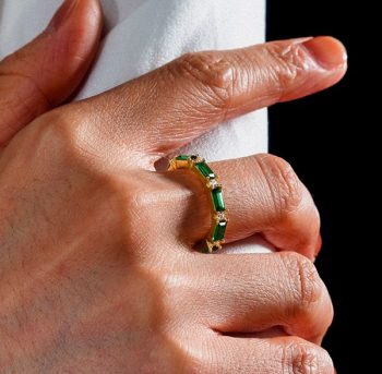 Stackable Wedding Bands: A Modern Symbol of Love and Style