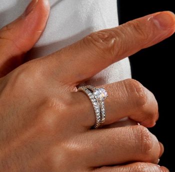 Unique Wedding Ring Set: The Perfect Symbol of Love and Elegance