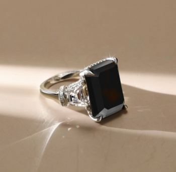 Why Is The Black And Silver Ring One Of The Top Jewelry Trends Today?