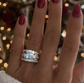 Vintage Wedding Ring Sets for Women: Romance in the Details