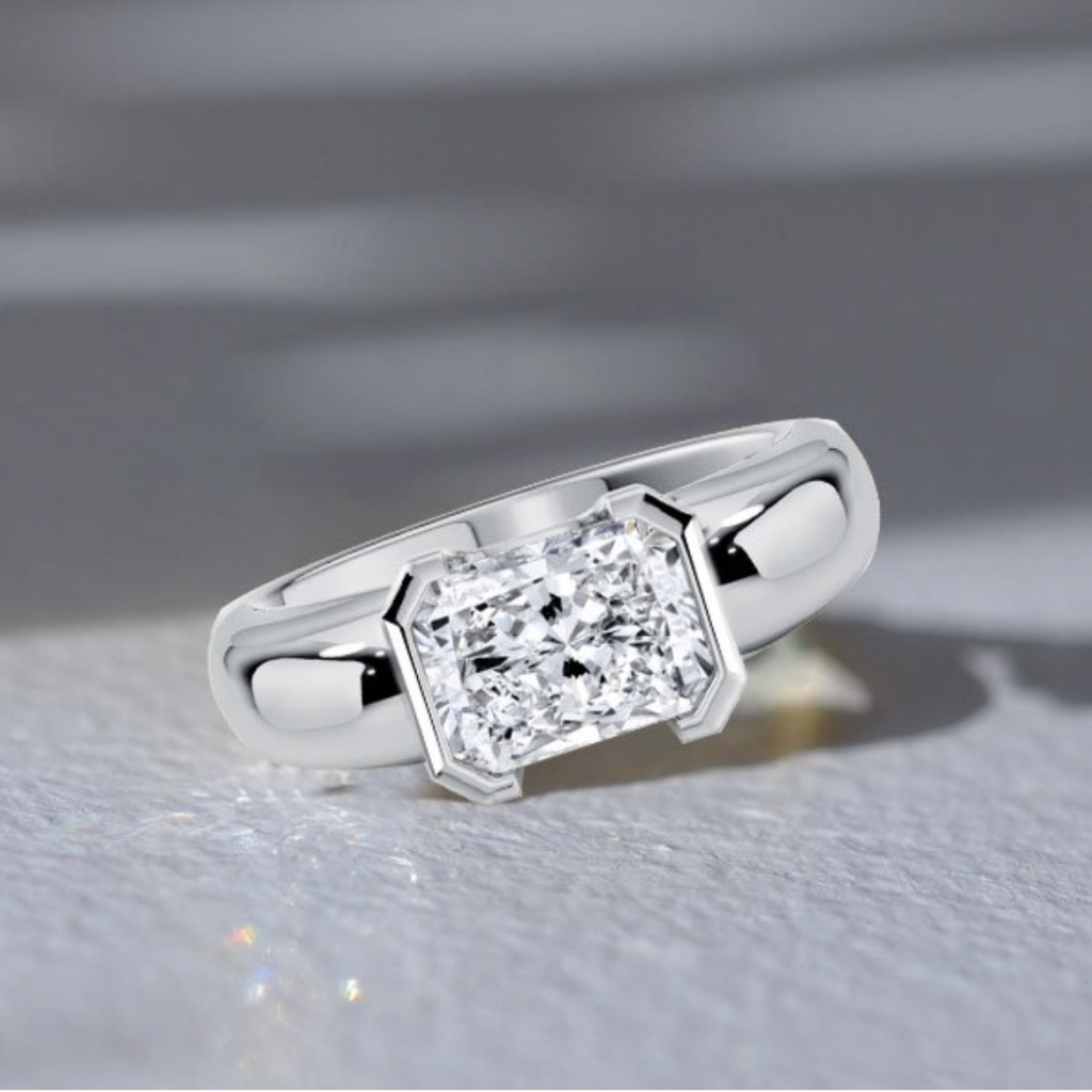 Promise Ring vs Engagement Ring Meaning